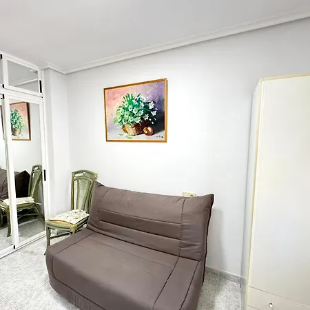 Beach Apartament Торевьиа