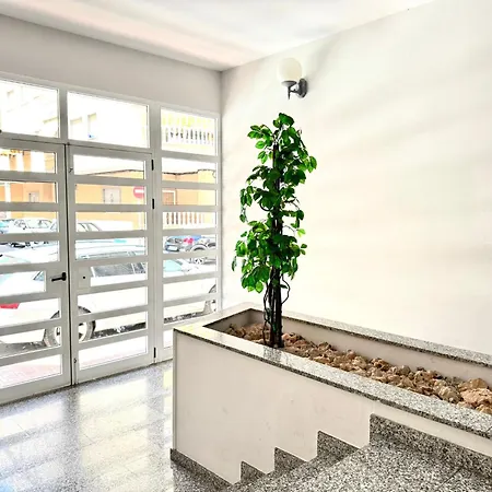 Апартаменты Beach Apartament Торевьиа